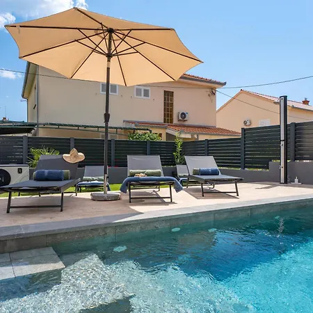 Ewala Hébergement de vacances Trogir