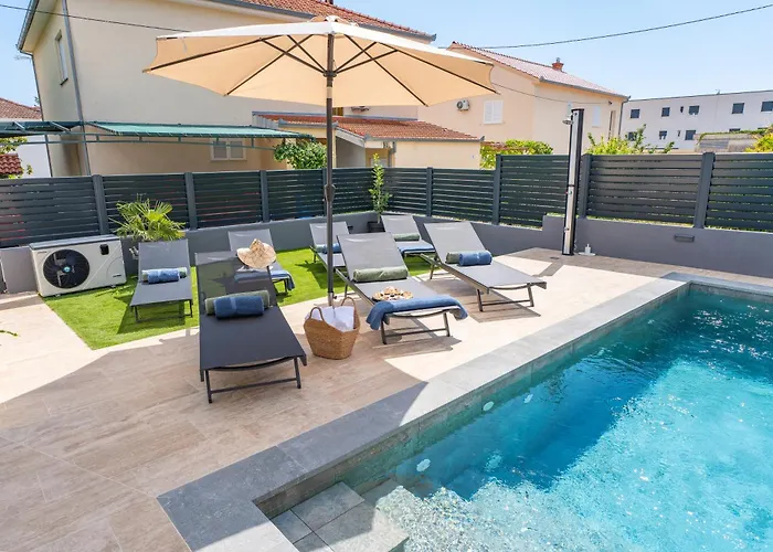 Ewala Nyaraló Trogir