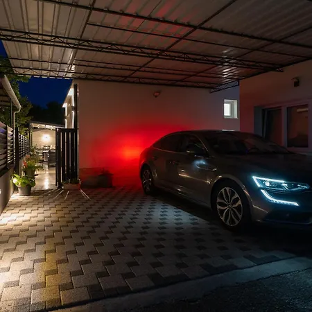 Ewala Holiday home *